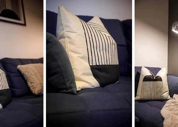 Escape @ Aura Apartman