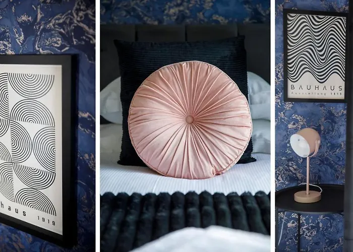 Escape @ Aura Apartman