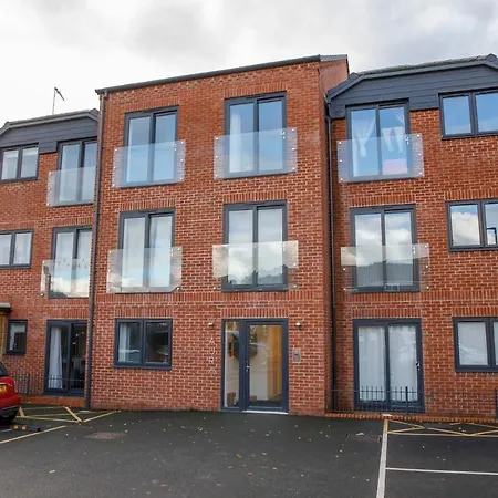 아파트 Escape @ Aura *